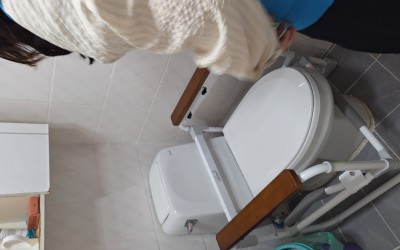 [완도군 군외면] 거동불편 어르신 화장실 안…