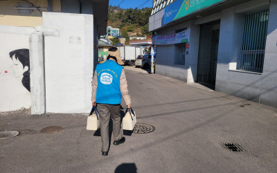 [완도군 금당면]저소득 무료급식 밑반찬 전달…