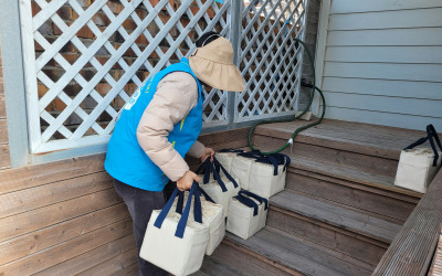 [완도군 금당면]저소득 무료급식 밑반찬 전달…