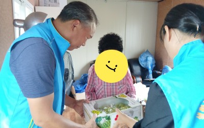 [영광군 염산면] 추석맞이 가정방문 후원물품…