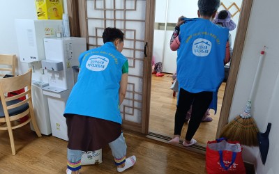 [완도군 청산면]어르신 안부 살피기 및 식사…