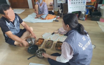 [완도군 신지면] 홀로사는 노인 반찬전달