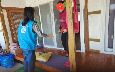 [신안군 자은면]취약계층 안부확인 및 위문품…